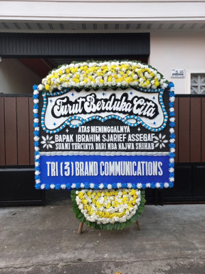 Papan Bunga Duka di Itlay Hisage